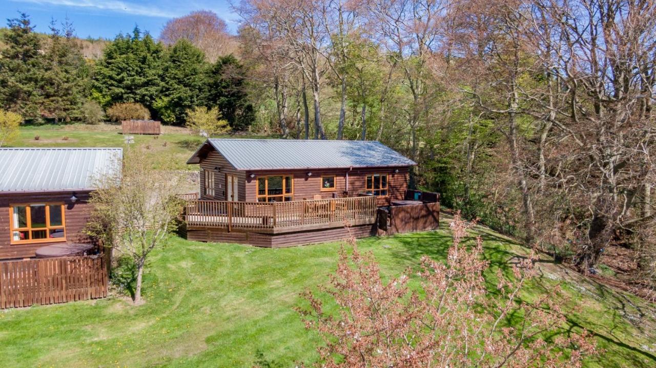 Silver Birch Lodge With Hot Tub Cupar Exterior foto